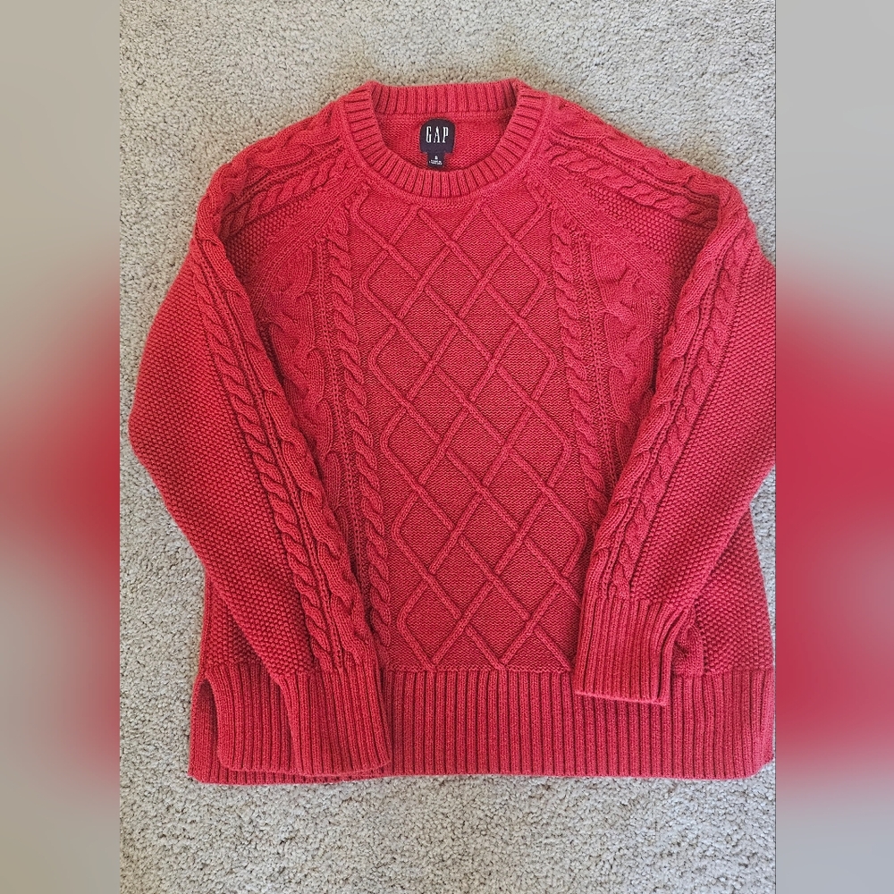 GAP Coral Cable-Knit Crewneck Sweater
